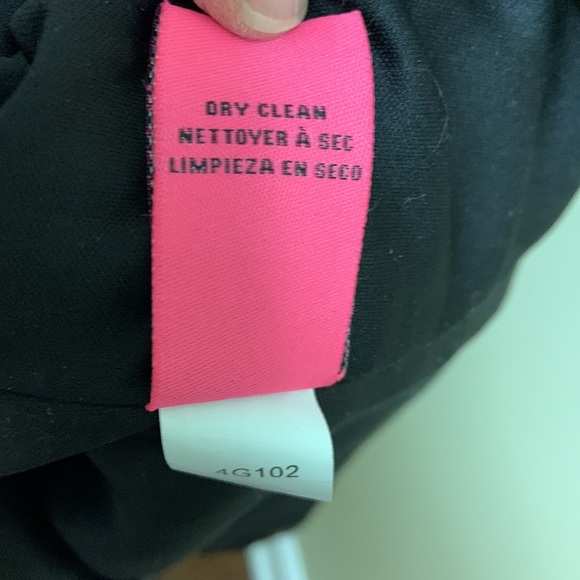 Emanuel Ungaro lace with sequins lined dress made in Macau - Picture 10 of 10